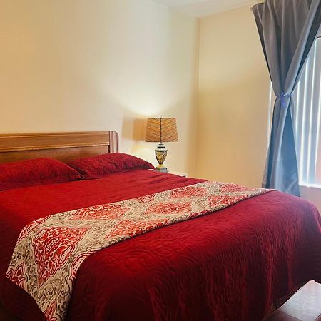 Room In Citrus Park And Carollwood, Close To The Airport & Downtown Тампа Экстерьер фото